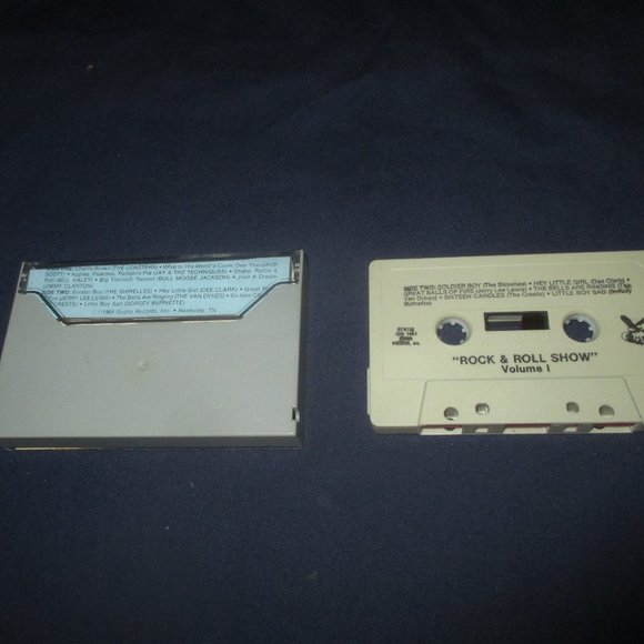 Rock and Roll Show Vol. 1 on cassette (Gusto Records, 1984) - Picture 2 of 2